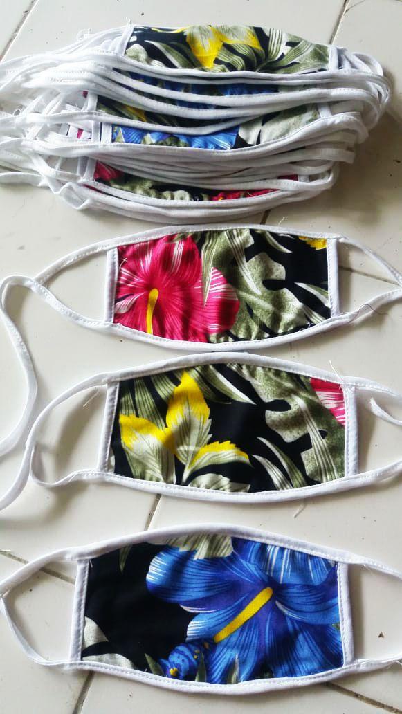 MASKER KAOS MOTIF BUNGA 2 LAPIS